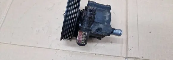 Dacia Sandero Power steering pump 8200888500 7700419117