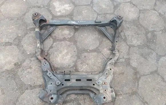 Mazda 6 Front axle beam 