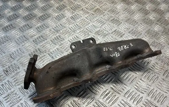 Nissan X-Trail T31 Exhaust manifold