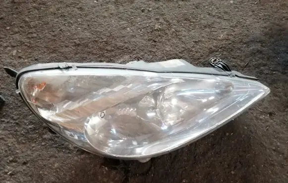 Peugeot 607 Headlight/headlamp 9641958780