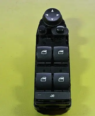 BMW X5 E70 Electric window control switch 9122117 912211701
