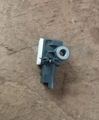 Peugeot 3008 I Airbag deployment crash/impact sensor 9663904980