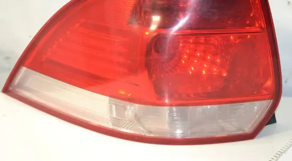 Volkswagen Golf V Rear/tail lights 05001H0M01L