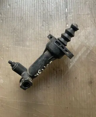 Clutch master cylinder