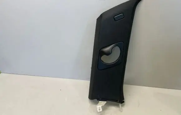 BMW X5 E70 (C) pillar trim 51437129755 7129755