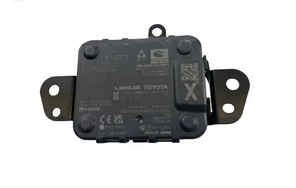 Toyota Yaris XP210 Distronic sensor radar 8821052120