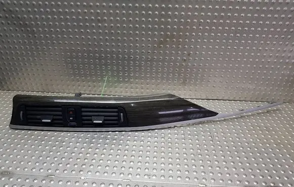 BMW 3 F30 F35 F31 Dashboard air vent grill cover trim S26371430 9231237 9218552