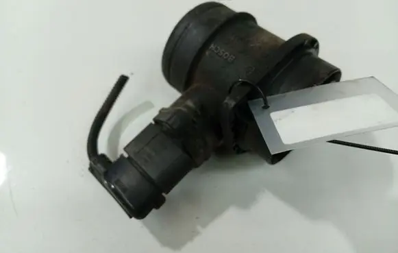 Volkswagen Golf V Mass air flow meter 0281002531