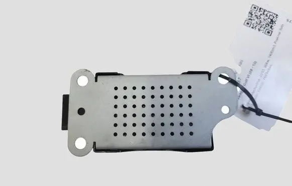 Volkswagen Golf VI Aerial antenna amplifier 8672002135