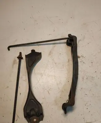 Nissan Almera N16 Battery bracket 