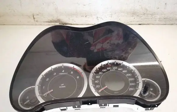 Speedometer (instrument cluster)