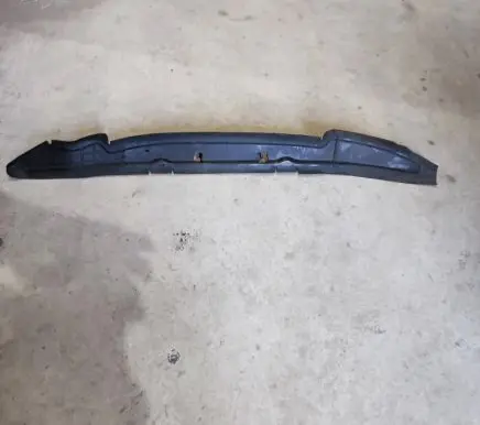 Skoda Kodiaq Fender foam support/seal 565821112