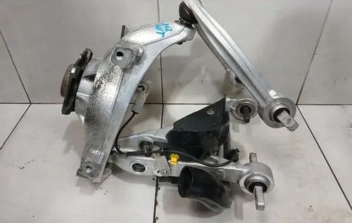 Ferrari 296 GTB Front wheel hub