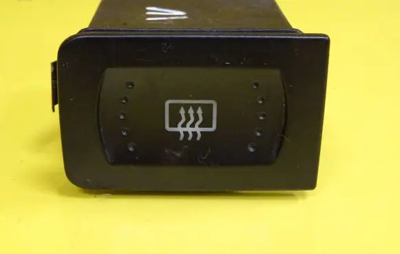 Windscreen/window heater switch