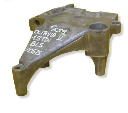 Skoda Octavia Mk2 (1Z) Engine mounting bracket 03G199207G