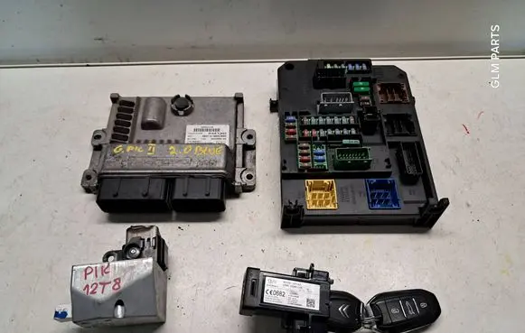 Citroen C4 Grand Picasso Engine ECU kit and lock set 9810764880 9806687980