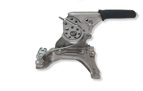 Mazda 3 III Handbrake/parking brake lever assembly 