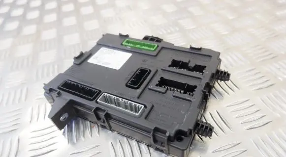 Nissan Qashqai Comfort/convenience module 284B14CB3A