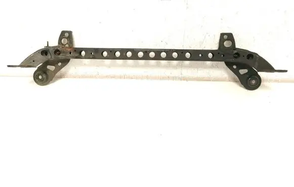 Opel Insignia B Front subframe 