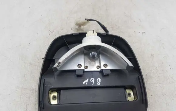 Subaru Legacy Third/center stoplight OEW24043