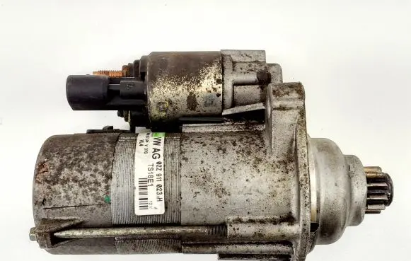 Skoda Fabia Mk2 (5J) Starter motor 02Z911023H