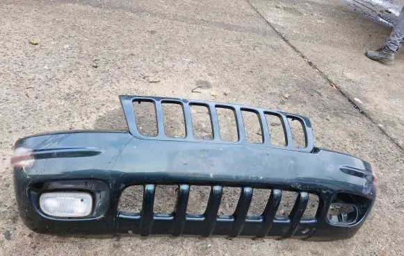 Jeep Grand Cherokee (WK) Front bumper