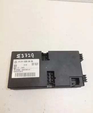 Mercedes-Benz E W211 Seat control module A2118203626