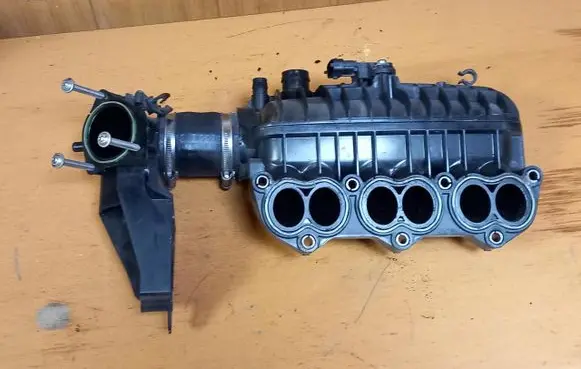 Ford Transit - Tourneo Connect Intake manifold 1047092S01