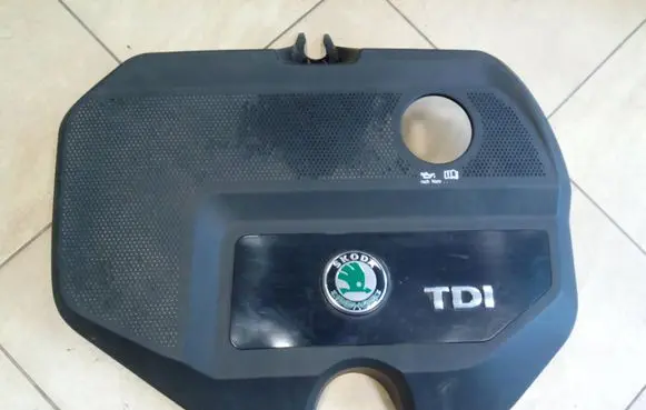Skoda Fabia Mk2 (5J) Engine cover (trim) 038103925EJ 038103925EQ NE70527