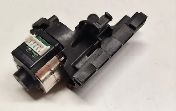 Headlight level adjustment motor