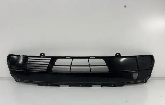 KIA Sorento Front bumper lower grill 86560C5020