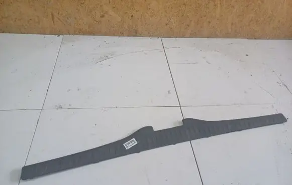 Other trunk/boot trim element