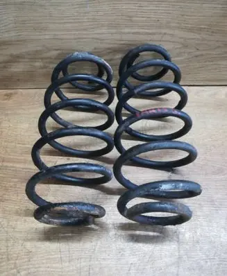 Toyota Yaris Rear coil spring