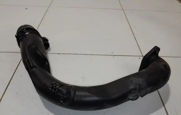 Dacia Dokker Intercooler hose/pipe 8200645723