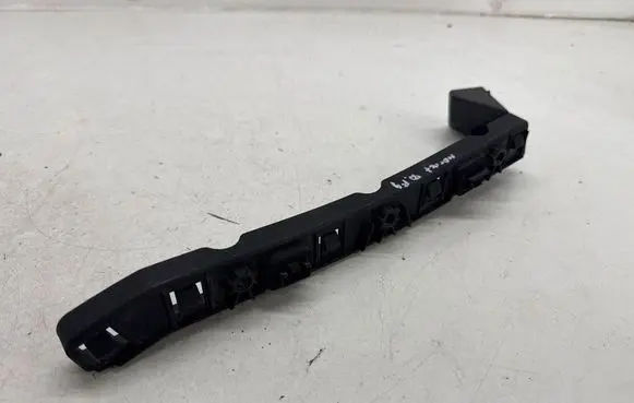 Dodge Hornet Rear bumper mounting bracket 50565618 68607156AA