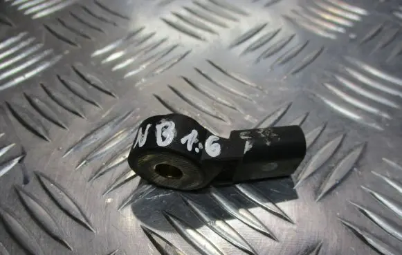 Volkswagen New Beetle Detonation knock sensor 030905377C