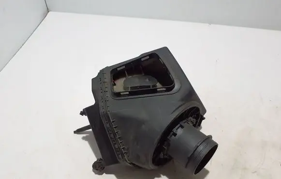Audi A6 S6 C8 4K Air filter box 4K0133838AC