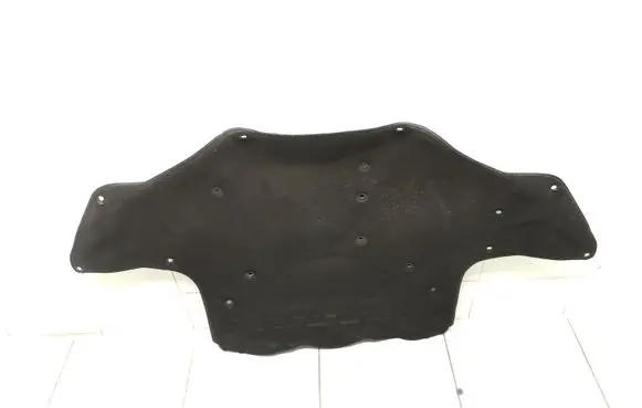 Engine bonnet/hood sound/heat insulation