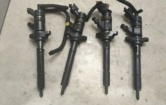 Citroen C4 II Picasso Fuel injectors set 0445110259