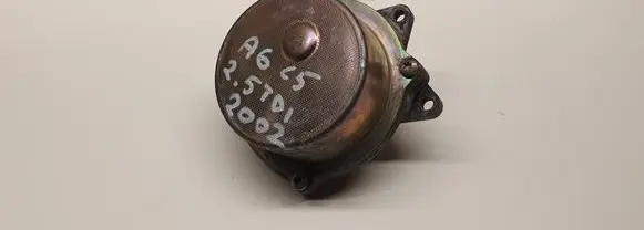 Audi A6 S6 C5 4B Vacuum pump