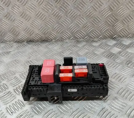 Mercedes-Benz E W213 Fuse module A2139068801