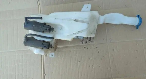 Fiat Sedici Windshield washer fluid reservoir/tank 3840079J