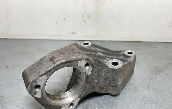 Opel Mokka Driveshaft support bearing bracket 1325088