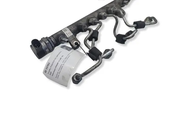 Volkswagen PASSAT CC Fuel main line pipe 03L089C