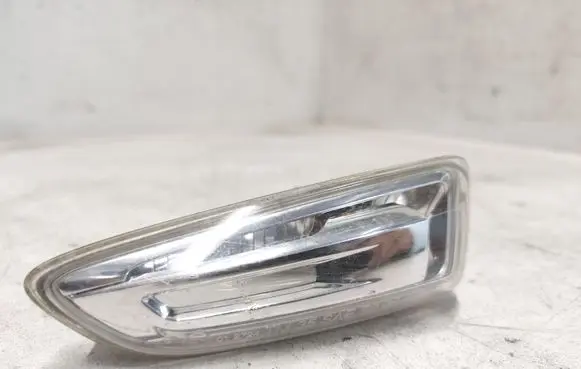 Opel Astra K Front fender indicator light 13491088
