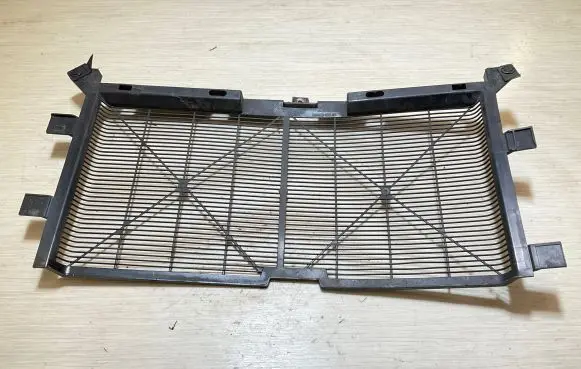 Nissan Leaf II (ZE1) Radiator trim 214963NL1B