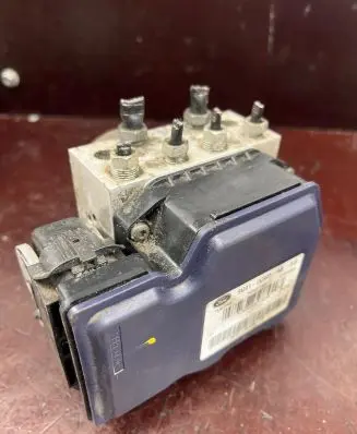 Ford Mondeo MK IV ABS Pump 9G912C405AB 54085178D 16565706