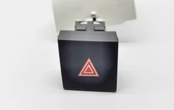 Peugeot 508 Hazard light switch 96662380