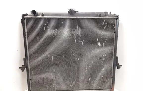 Nissan Navara D22 Coolant radiator