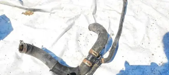 Toyota RAV 4 (XA30) Engine coolant pipe/hose